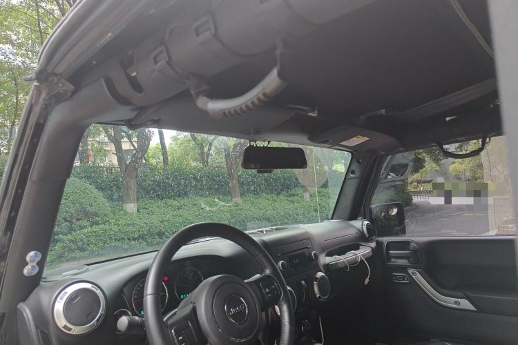 Used Jeep Wrangler 2015 3.6L Rubicon Two-Door Comfort Edition Headliner