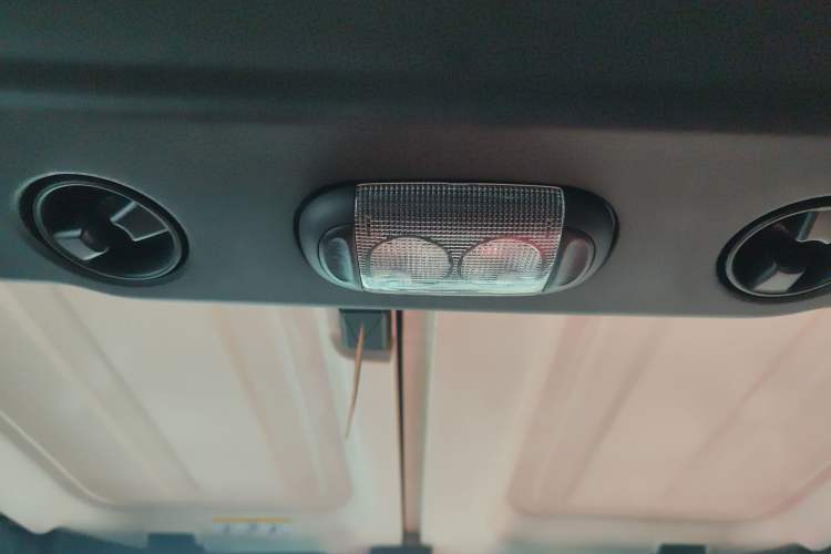 Used Jeep Wrangler 2015 2.8TD Sahara Four-Door Comfort Edition Headliner