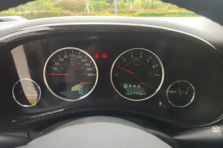 Used Jeep Wrangler 2015 3.0L Sahara Four-Door Comfort Edition Instrument Cluster