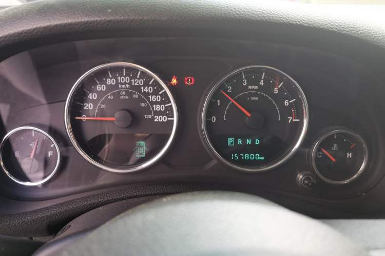 Used Jeep Wrangler 2015 3.0L Sahara Four-Door Edition Instrument Cluster