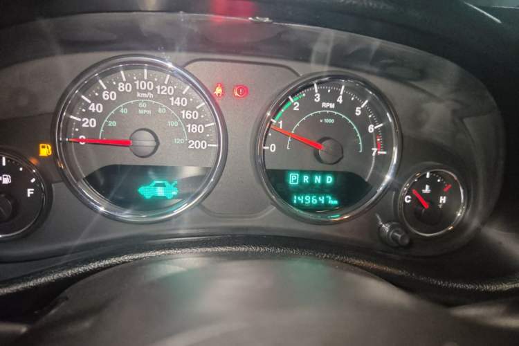 Used Jeep Wrangler 2015 3.6L Rubicon Four-Door Edition Instrument Cluster