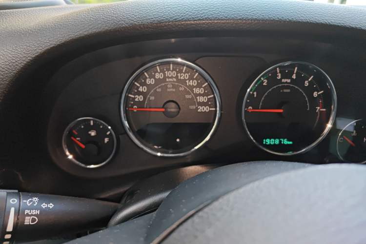 Used Jeep Wrangler 2015 3.6L Rubicon Two-Door Comfort Edition Instrument Cluster