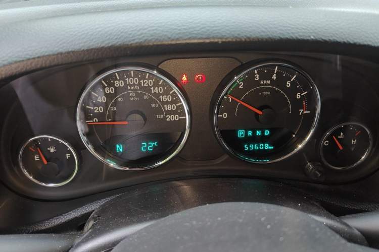 Used Jeep Wrangler 2015 3.6L Rubicon Two-Door Comfort Edition Instrument Cluster