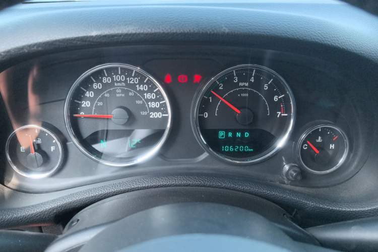 Used Jeep Wrangler 2015 3.6L Rubicon two-door model Instrument Cluster