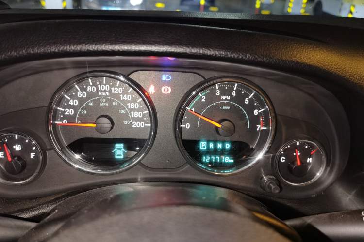 Used Jeep Wrangler 2015 3.0L Sahara Four-Door Edition Instrument Cluster