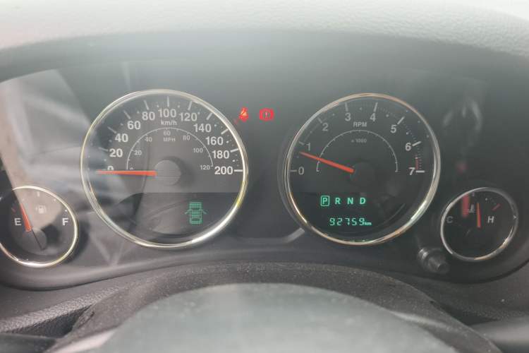 Used Jeep Wrangler 2015 3.0L Sahara Four-Door Comfort Edition Instrument Cluster