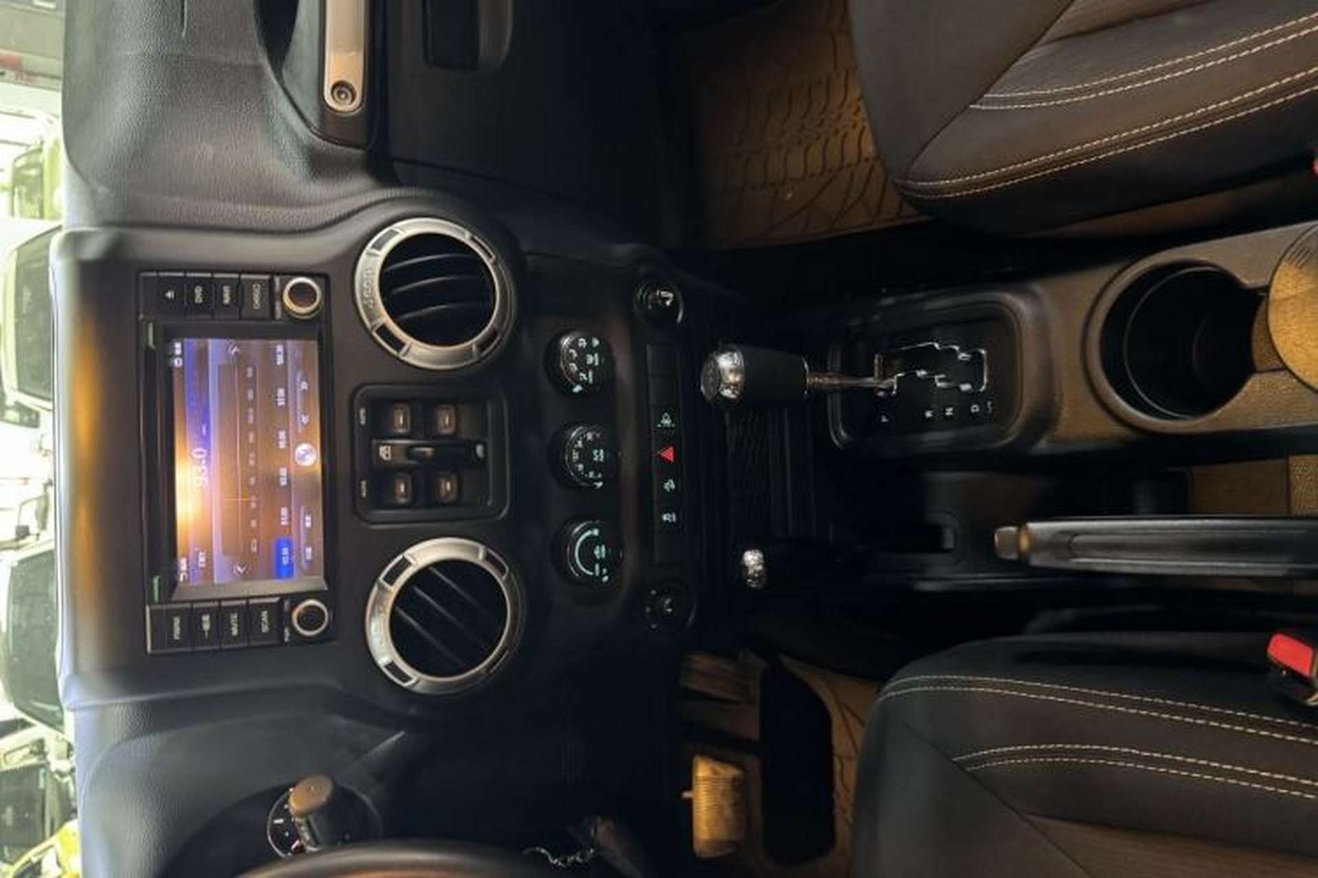 Used Jeep Wrangler 2015 2.8TD Sahara Four-Door Comfort Edition Interior 2