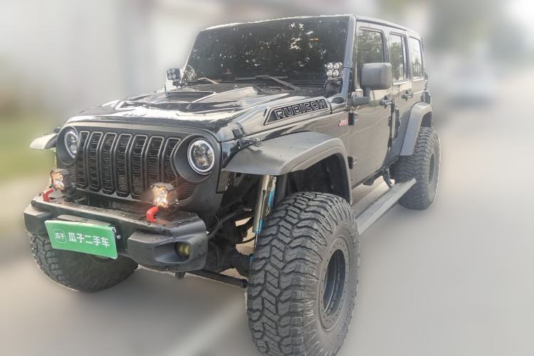 Gebrauchter Jeep Wrangler 2015 3.0L Sahara Four-Door Comfort Edition Guazi used car, China used car export, Used car for sale, Used  cars, Cheapest cars for sale