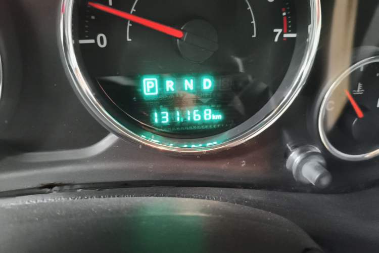 Used Jeep Wrangler 2015 3.6L Rubicon Two-Door Comfort Edition Odometer Close Up