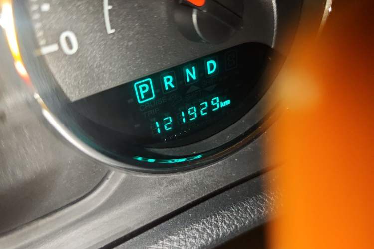 Used Jeep Wrangler 2015 3.6L Rubicon Two-Door Comfort Edition Odometer Close Up