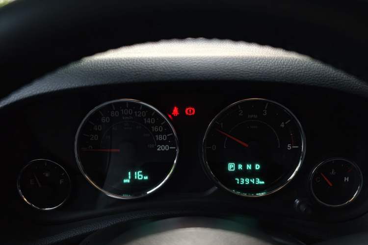 Used Jeep Wrangler 2015 2.8TD Sahara Four-Door Comfort Edition Odometer Close Up