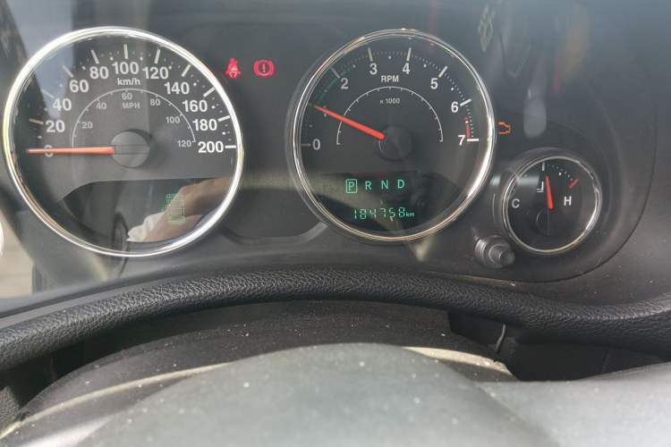 Used Jeep Wrangler 2015 3.0L Sahara Four-Door Comfort Edition Odometer Close Up