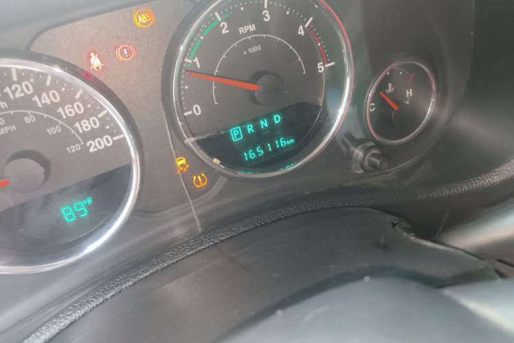 Used Jeep Wrangler 2015 2.8TD Sahara Four-Door Edition Odometer Close Up