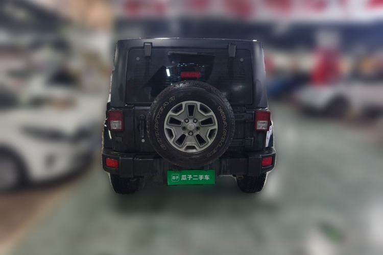 Used Jeep Wrangler 2015 3.0L Sahara Four-Door Comfort Edition Rear