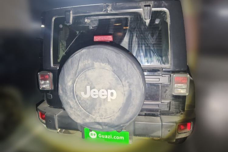 Used Jeep Wrangler 2015 3.6L Rubicon Four-Door Edition Rear