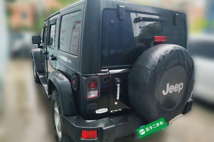 Used Jeep Wrangler 2015 2.8TD Sahara Four-Door Comfort Edition Rear Left 45 Deg