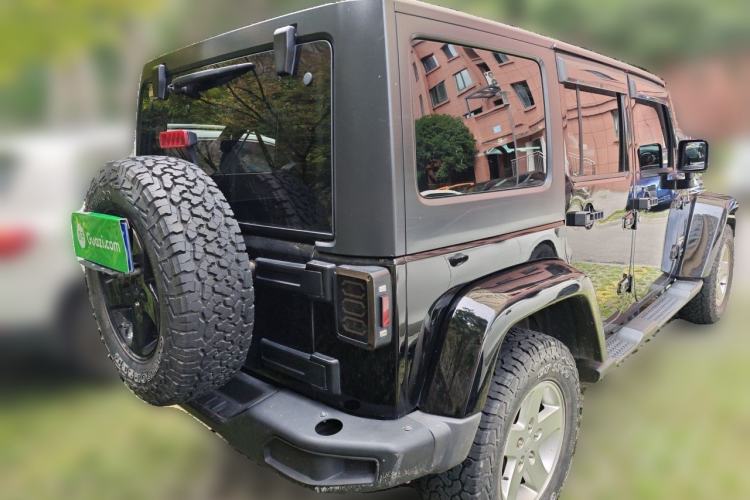 Used Jeep Wrangler 2015 2.8TD Sahara Four-Door Comfort Edition Rear Right 45 Deg