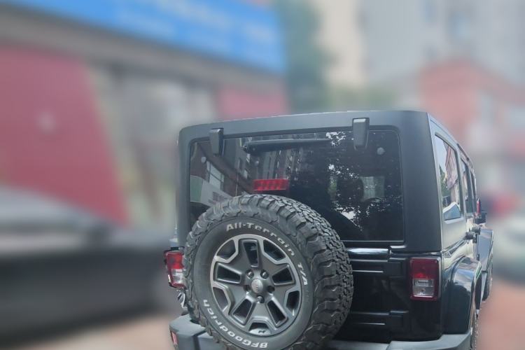 Used Jeep Wrangler 2015 3.0L Sahara Four-Door Comfort Edition Rear Right 45 Deg