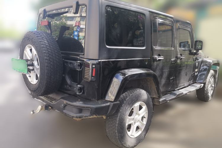 Used Jeep Wrangler 2015 3.0L Sahara Four-Door Edition Rear Right 45 Deg