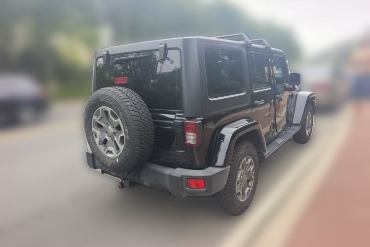 Used Jeep Wrangler 2015 3.0L Sahara Four-Door Comfort Edition Rear Right 45 Deg