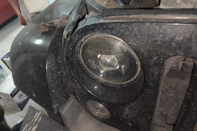 Used Jeep Wrangler 2015 2.8TD Sahara Four-Door Edition Right Front Headlight