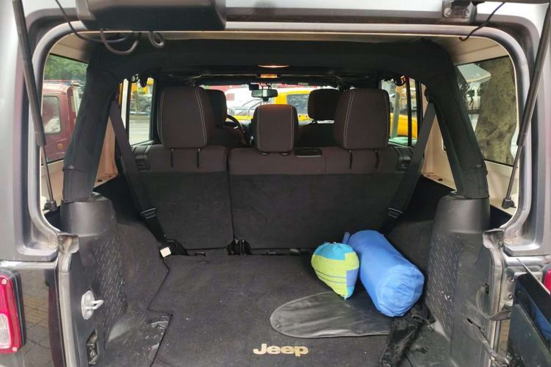 Used Jeep Wrangler 2015 2.8TD Sahara Four-Door Comfort Edition Trunk