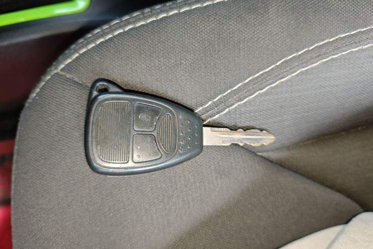 Used Jeep Wrangler 2015 2.8TD Sahara Four-Door Comfort Edition Vehicle Key