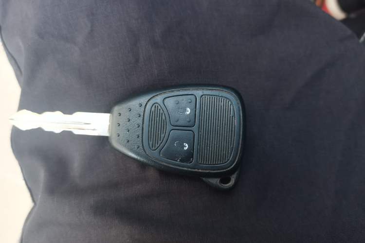 Used Jeep Wrangler 2015 3.0L Sahara Four-Door Edition Vehicle Key