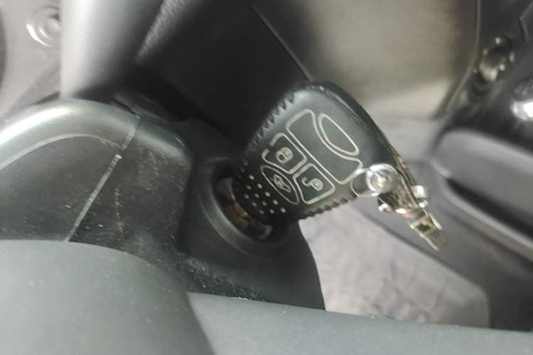 Used Jeep Wrangler 2015 2.8TD Sahara Four-Door Comfort Edition Vehicle Key