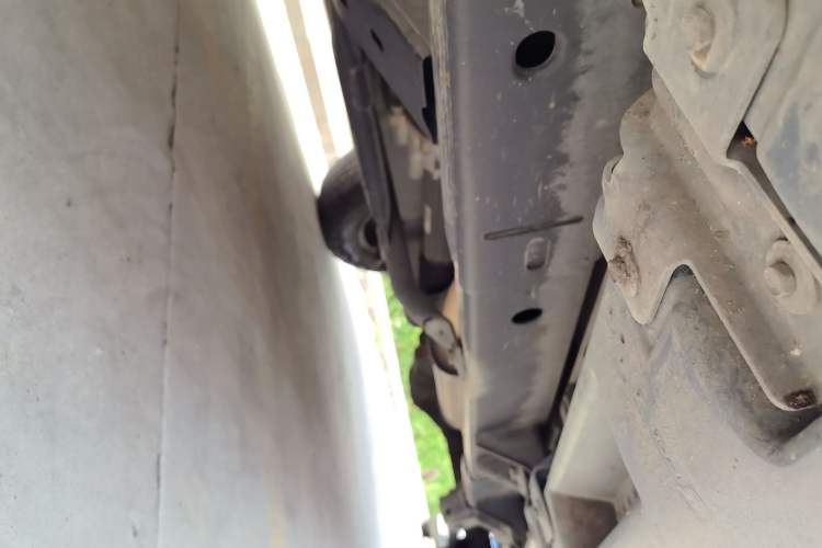 Used Jeep Wrangler 2015 3.0L Sahara Four-Door Comfort Edition Chassis Front Left