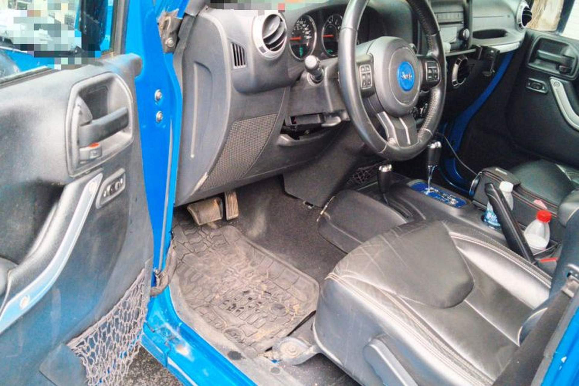 Used Jeep Wrangler 2015 3.0L Sahara Four-Door Comfort Edition Driver Seat