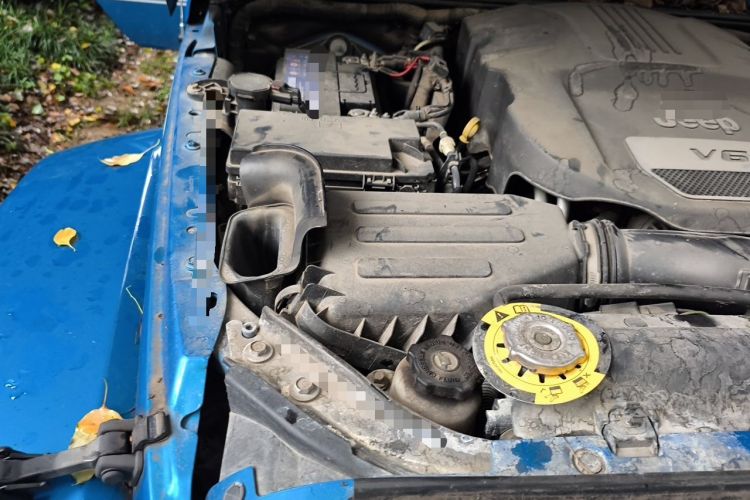 Used Jeep Wrangler 2015 3.0L Sahara Four-Door Comfort Edition Engine Bay Right
