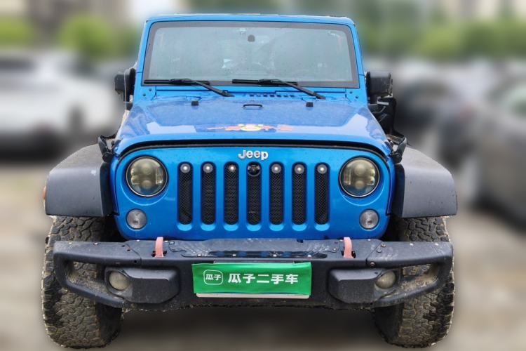 Used Jeep Wrangler 2015 2.8TD Sahara Four-Door Comfort Edition Front
