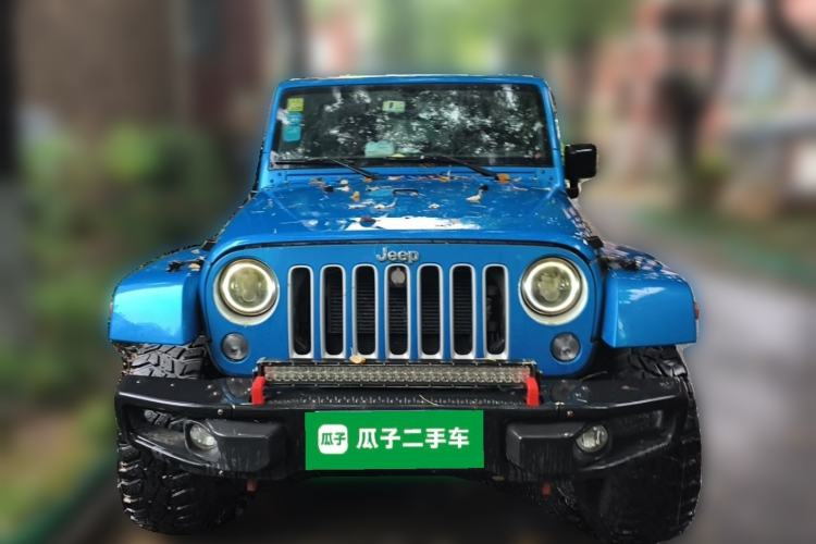 Used Jeep Wrangler 2015 3.0L Sahara Four-Door Comfort Edition Front