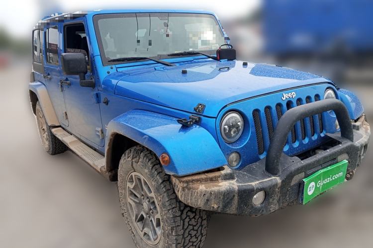 Used Jeep Wrangler 2015 3.0L Sahara Four-Door Edition Front Right 45 Deg