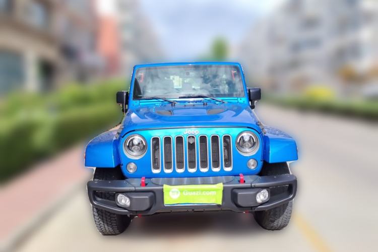 Used Jeep Wrangler 2015 3.0L Sahara Four-Door Comfort Edition Front