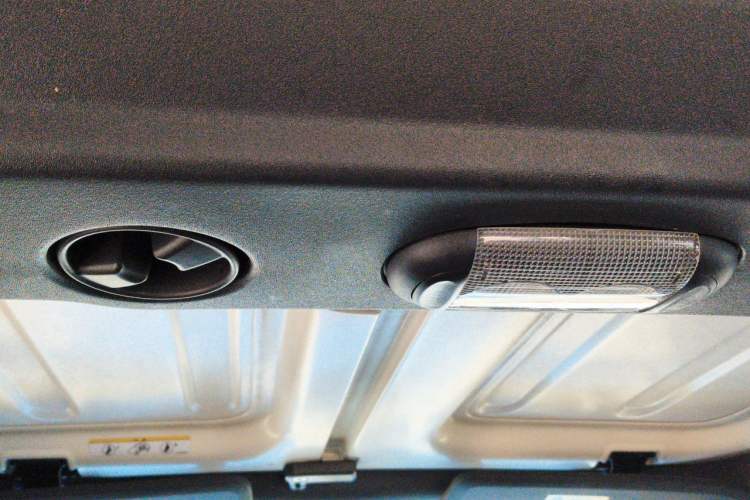 Used Jeep Wrangler 2015 2.8TD Sahara Four-Door Comfort Edition Headliner