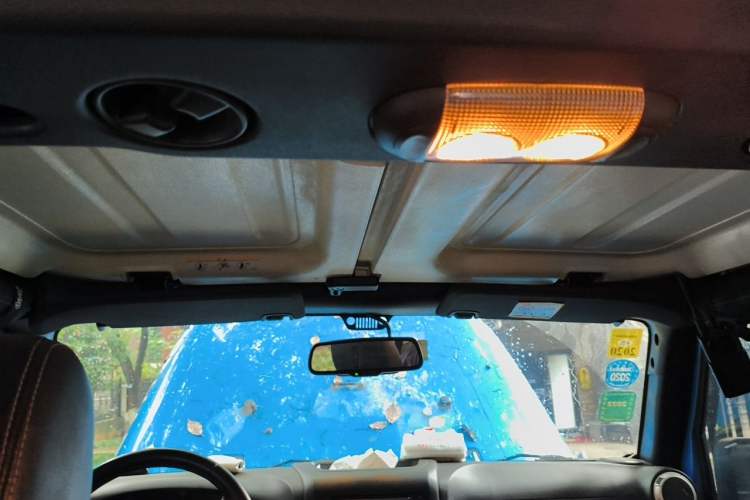 Used Jeep Wrangler 2015 3.0L Sahara Four-Door Comfort Edition Headliner