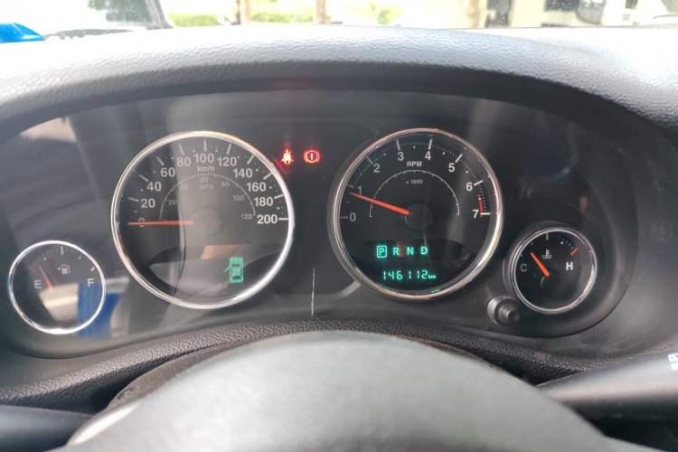 Used Jeep Wrangler 2015 3.6L Rubicon Four-Door Edition Instrument Cluster