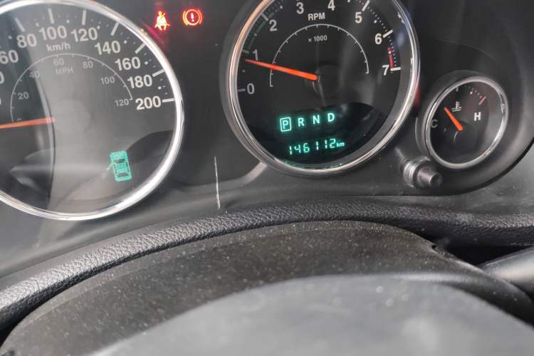 Used Jeep Wrangler 2015 3.6L Rubicon Four-Door Edition Odometer Close Up