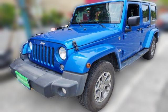 Used Jeep Wrangler 2015 3.0L Sahara Four-Door Edition