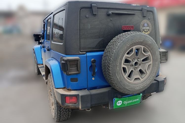 Used Jeep Wrangler 2015 3.0L Sahara Four-Door Edition Rear Left 45 Deg