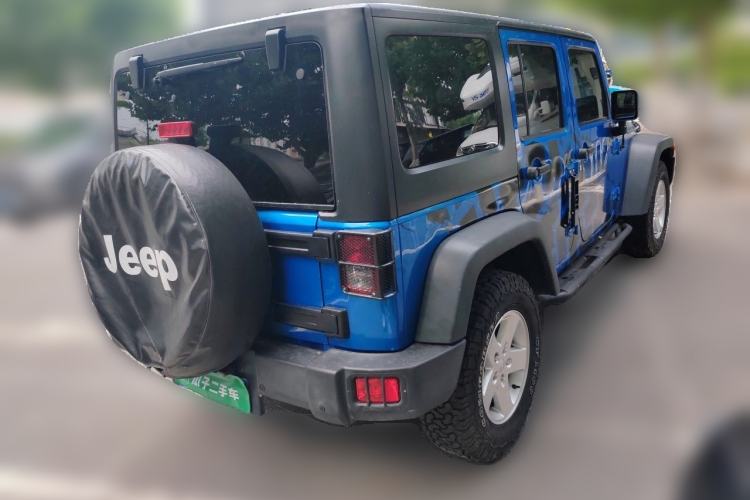Used Jeep Wrangler 2015 3.6L Rubicon Four-Door Edition Rear Right 45 Deg