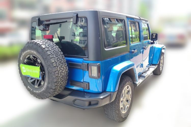 Used Jeep Wrangler 2015 3.0L Sahara Four-Door Comfort Edition Rear Right 45 Deg