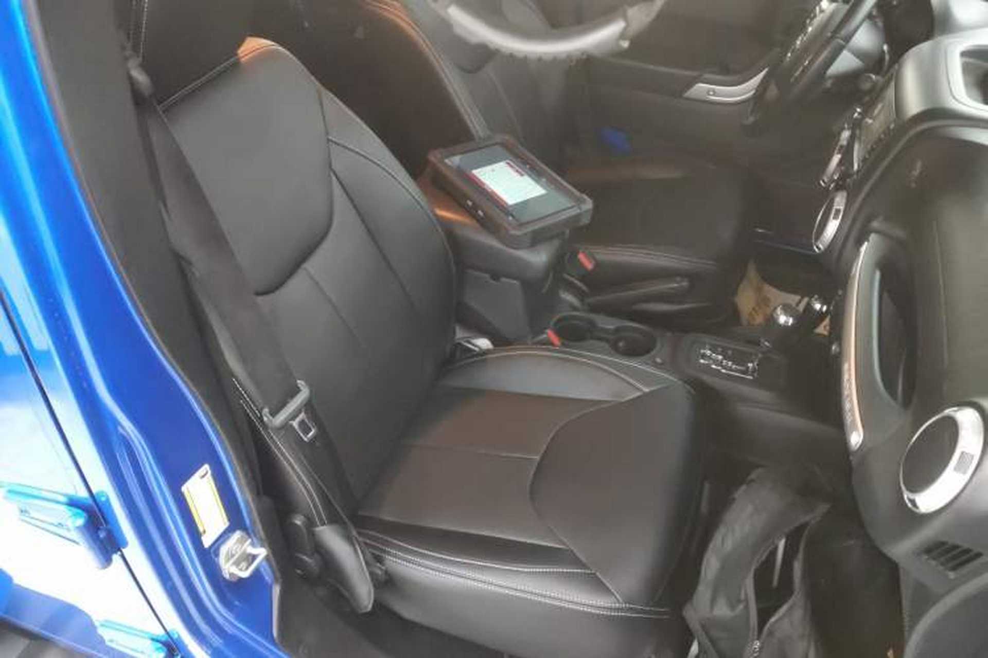 Used Jeep Wrangler 2015 2.8TD Sahara Four-Door Comfort Edition Right Front Seat