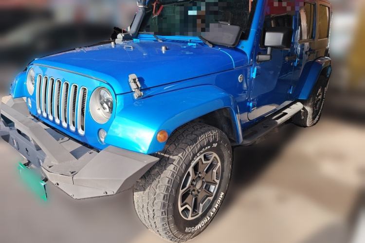 Ojetý Jeep Wrangler 2015 3.0L Sahara Four-Door Comfort Edition Guazi used car, China used car export, Used car for sale, Used  cars, Cheapest cars for sale