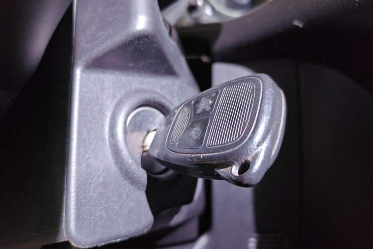 Used Jeep Wrangler 2015 3.0L Sahara Four-Door Comfort Edition Vehicle Key