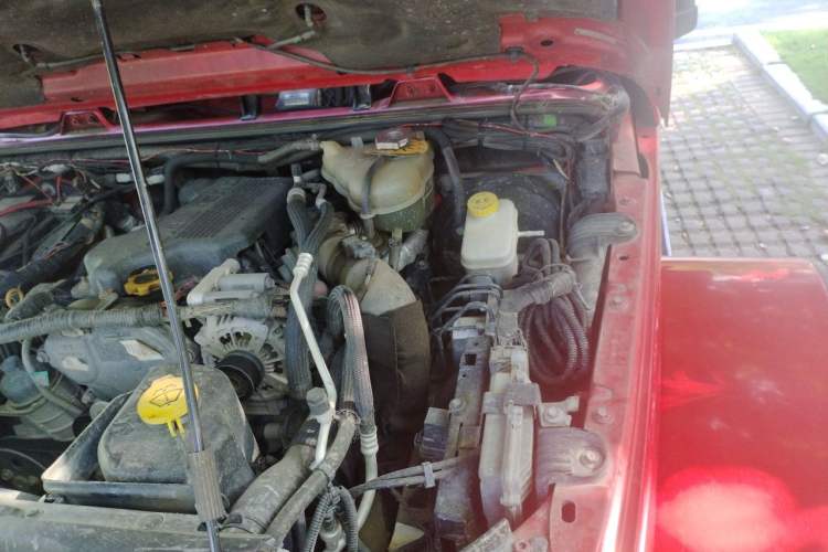 Used Jeep Wrangler 2015 2.8TD Sahara Four-Door Comfort Edition Engine Bay Left