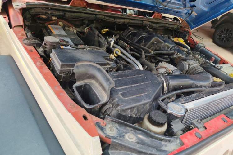 Used Jeep Wrangler 2015 3.0L Sahara Four-Door Edition Engine Bay Right