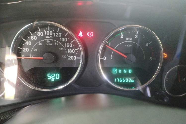 Used Jeep Wrangler 2015 2.8TD Sahara Four-Door Comfort Edition Instrument Cluster